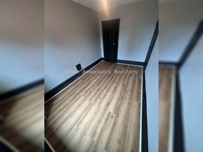 Photo - 111 S 8th St