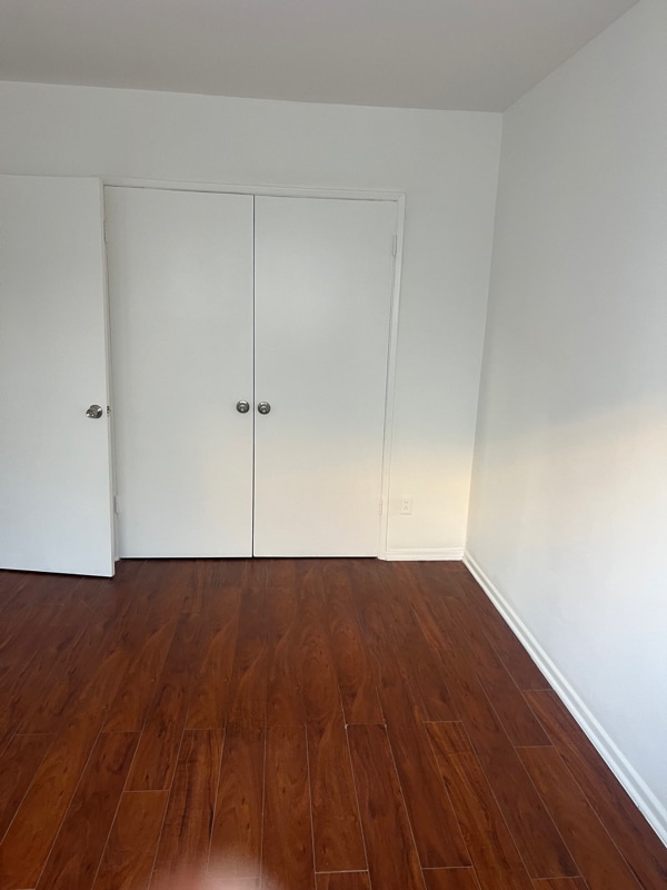 Photo - 3110 Livonia Ave Unidad 4