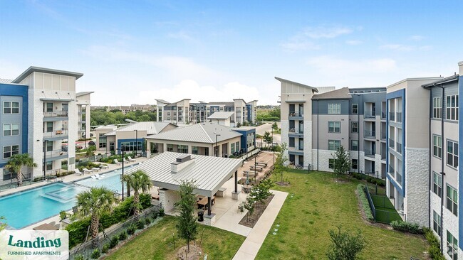 Building Photo - 14015 Univ Pass Rental