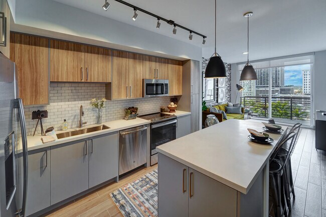 Novo Las Olas apartments — community photo