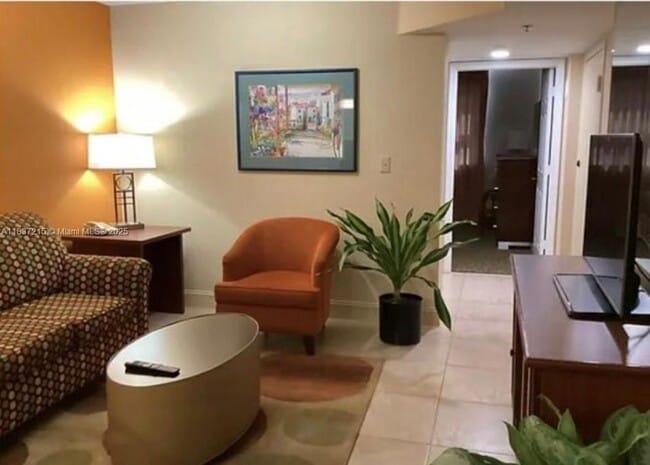 Photo - 16690 Blatt Blvd Unit B
