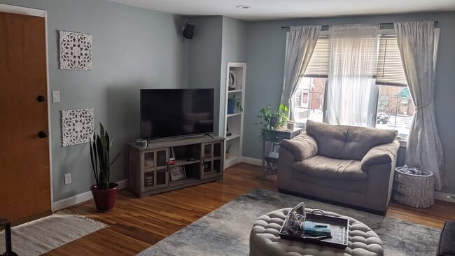 Photo - 71 Delham Ave