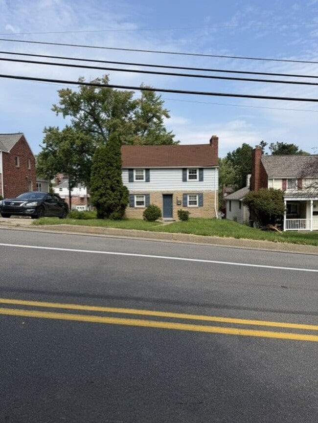 Photo - 5332 Baptist Rd