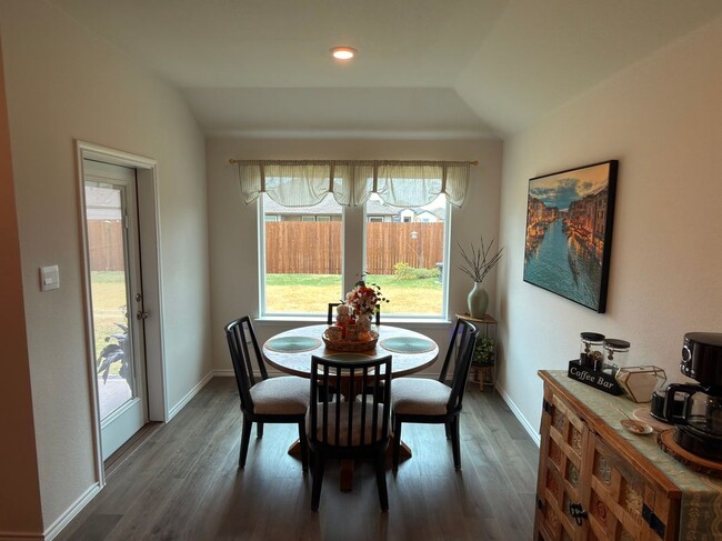 403 Silverbirch Dr
