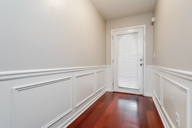 Photo - 385 Hidden Creek Ln