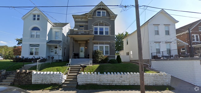 Building Photo - 312 8th Ave Unit 312 8th Ave - 1 Rental