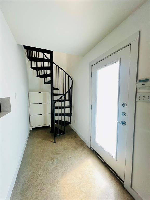 Photo - 5900 Toscana Ave