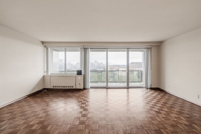 Building Photo - 2401 Pennsylvania Ave Unit 12c52