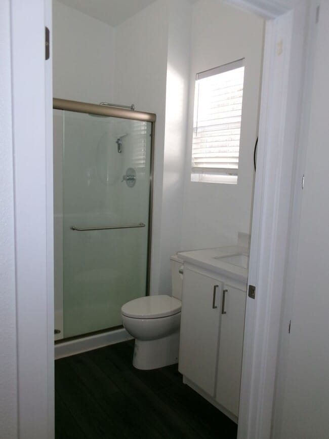 Photo - R02-462-MF Unit 00005949