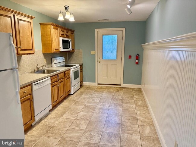 Photo - 101 King St Unit 3