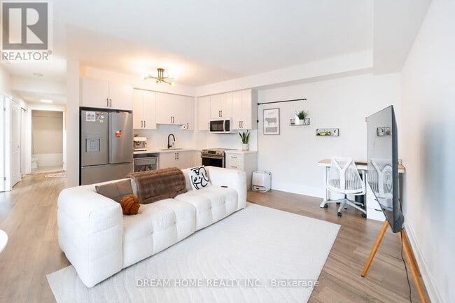 Photo - 151 Upper Duke Crescent Unit 216