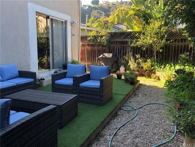 Photo - 2649 N Beachwood Dr Unit 3