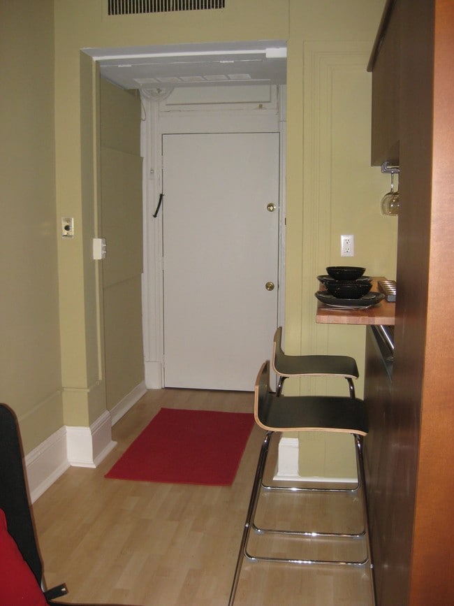 Photo - 1324 Locust St Apartment Unit 404