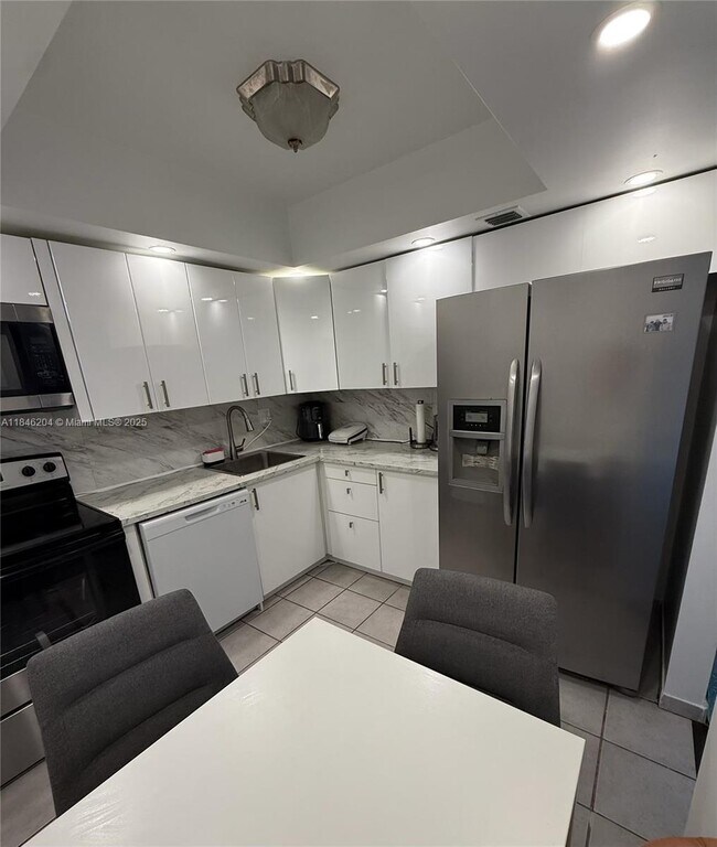 Photo - 2017 S Ocean Dr Unit 1405