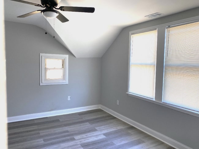 Photo - 4310 Ridgewood Ave