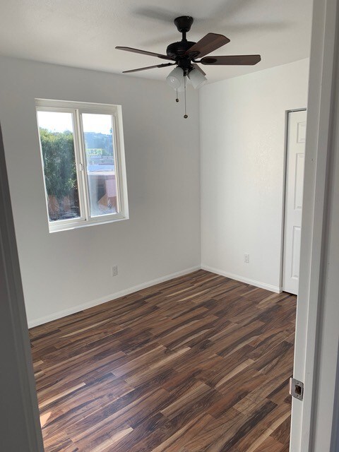 Photo - 5502-5506 University Ave