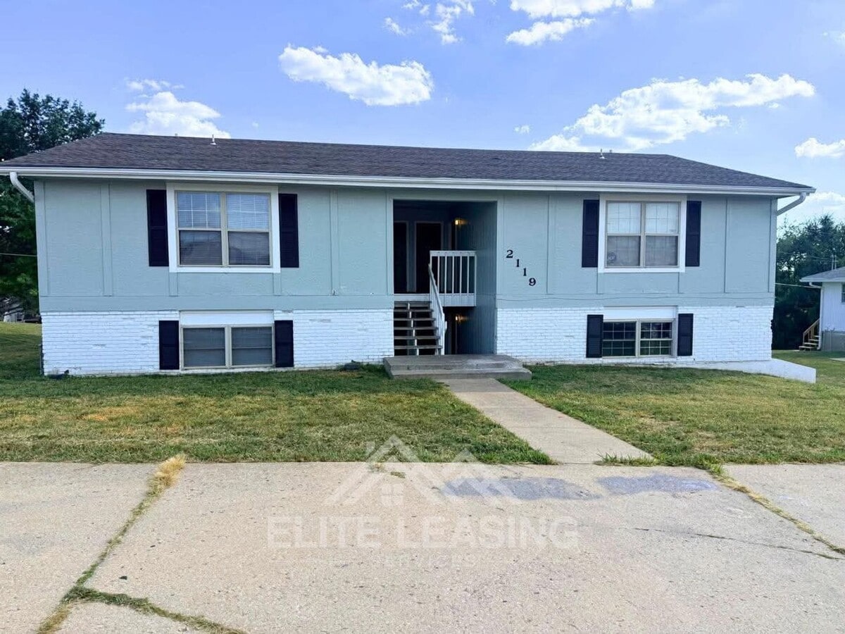 Photo - 2119 SE 30th St Unit D