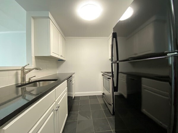 Photo - 1933 Commonwealth Ave Unit 405