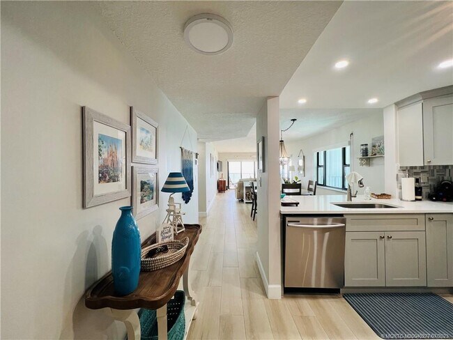 Photo - 9400 S Ocean Dr Unit 608B