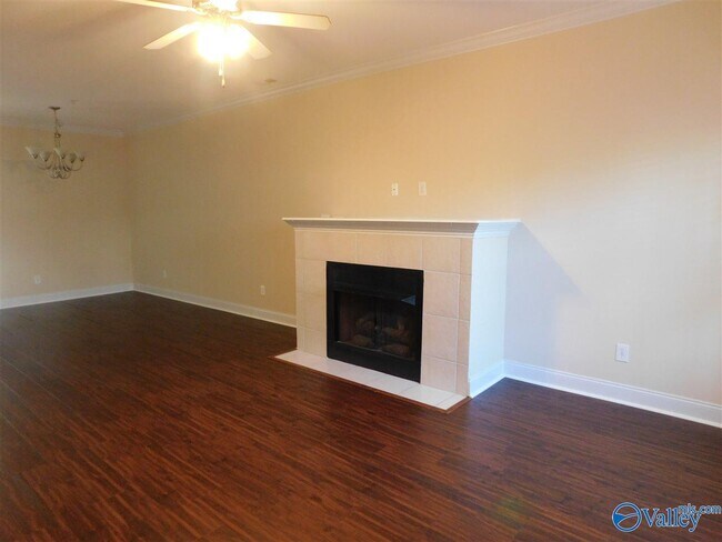 Photo - 446 Shamrock Dr