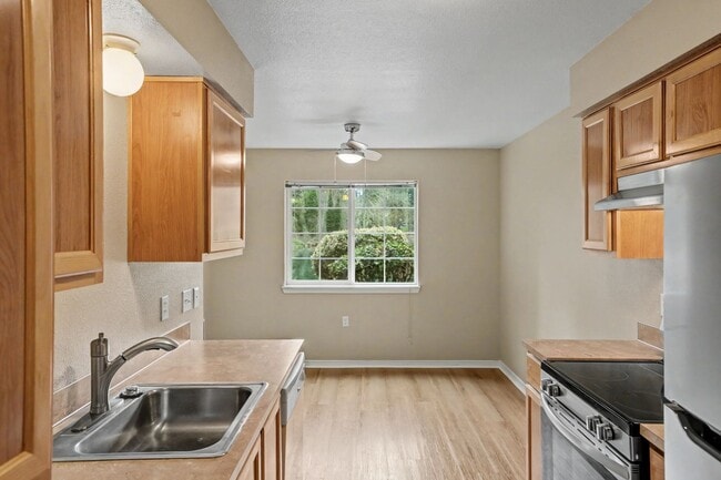 The Apartments at Cinnamon Lakes