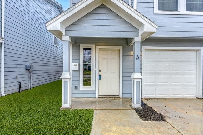 Photo - 8113 Corinth St Unidad B