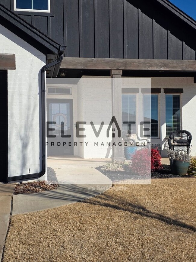 Photo - 1101 Sawmill Rd