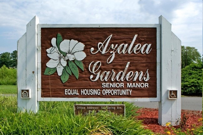 Photo - Azalea Gardens Apartments