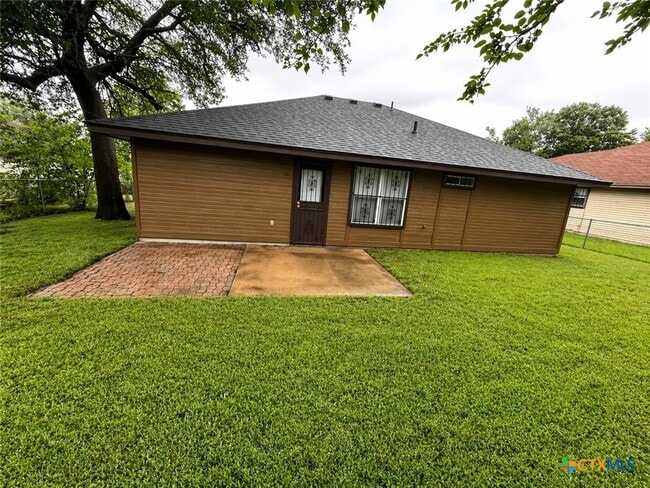 Photo - 2606 Timberline Dr