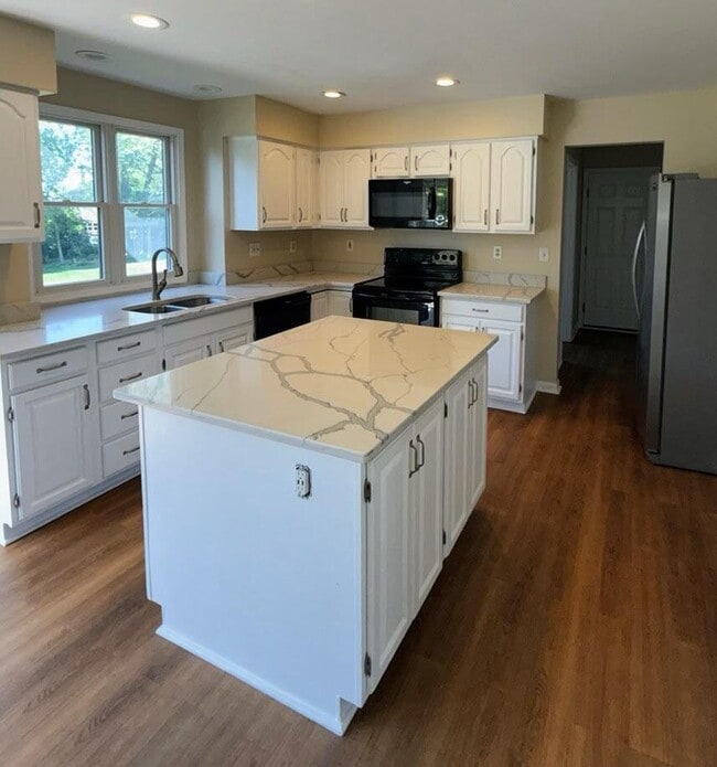 Photo - 917 Whirlaway Dr