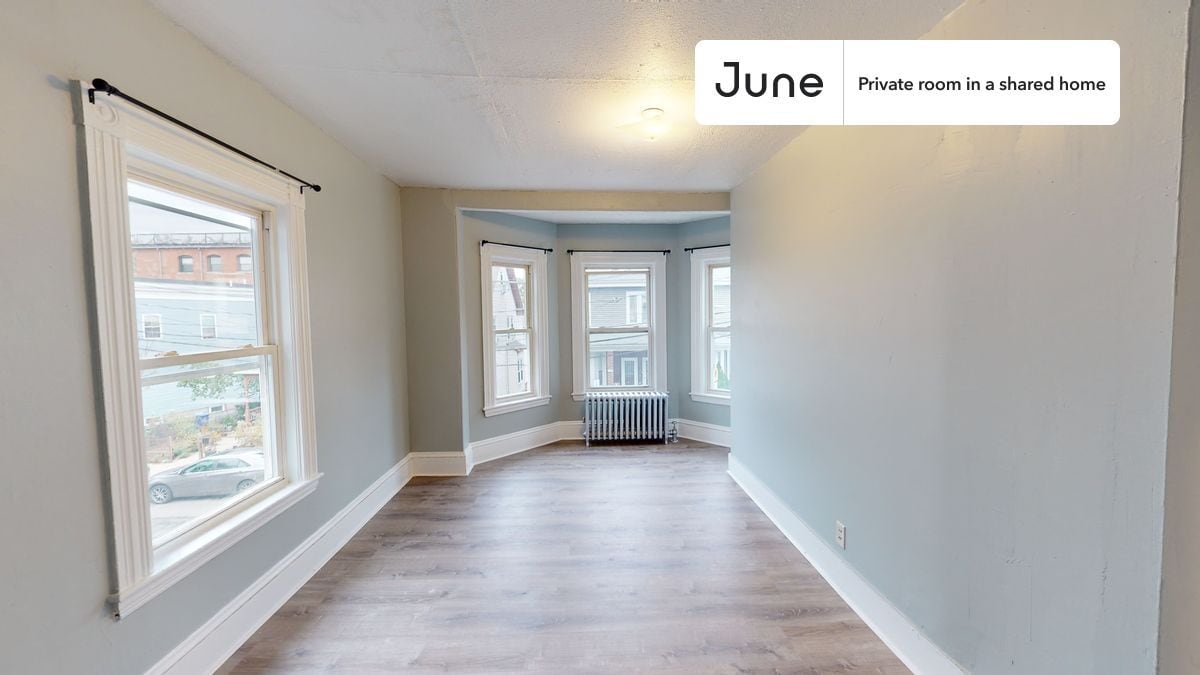 Private bedroom in 7 bed/2 bath Home - Private bedroom in 7 bed/2 bath Home