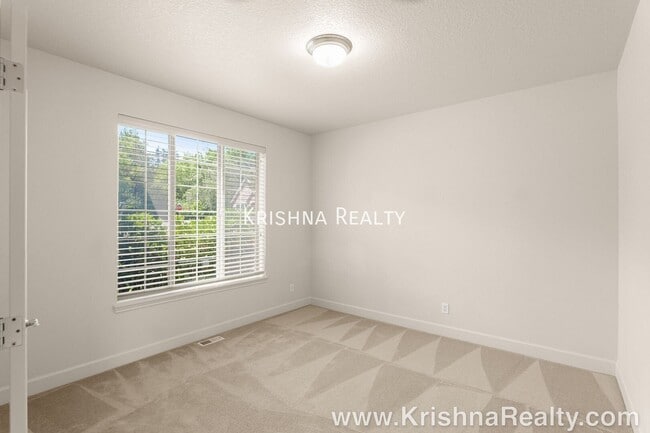 Photo - 13470 NW Alvada St