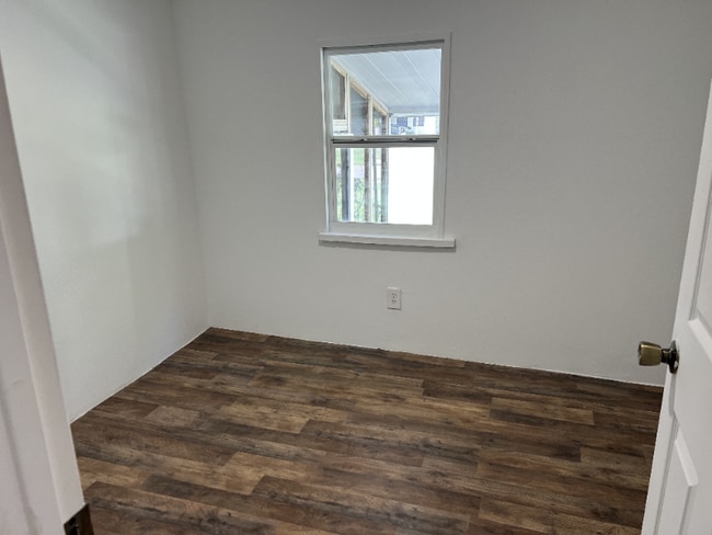 Photo - 3475 Populatic St