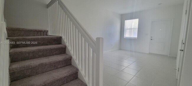 Photo - 2683 SE 12th St