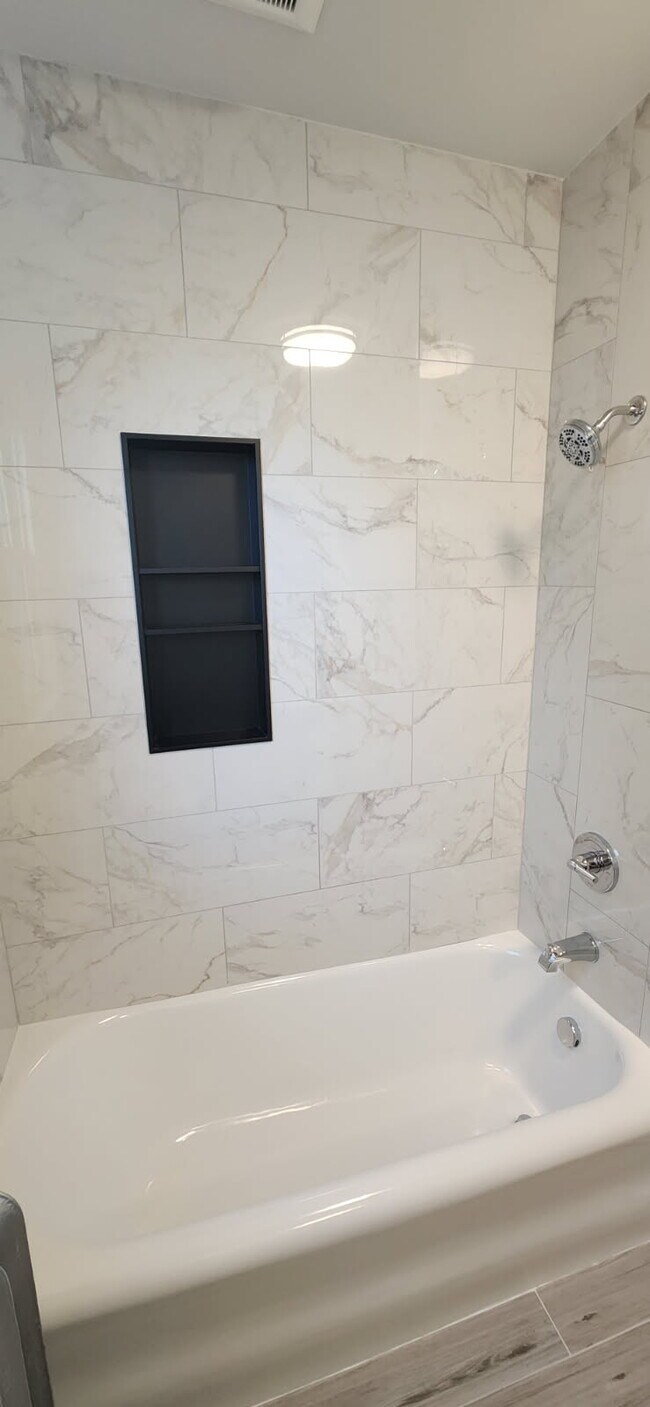 Bathroom - 425 Fountain St Unit 1st Floor