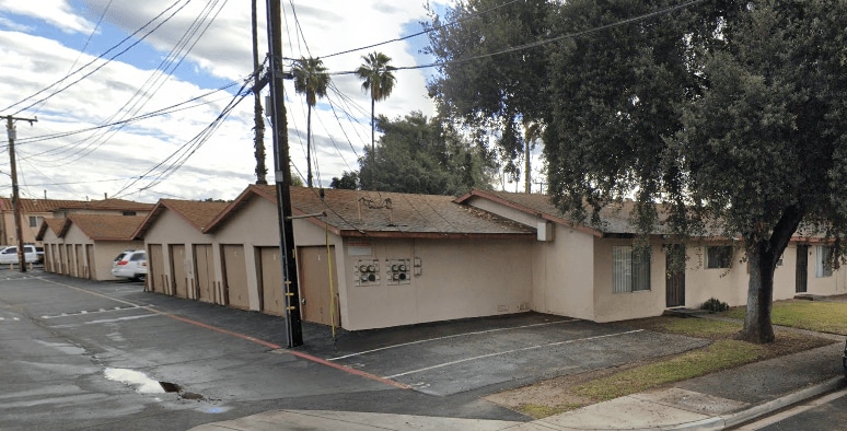 Photo - Mountain Breeze Apts