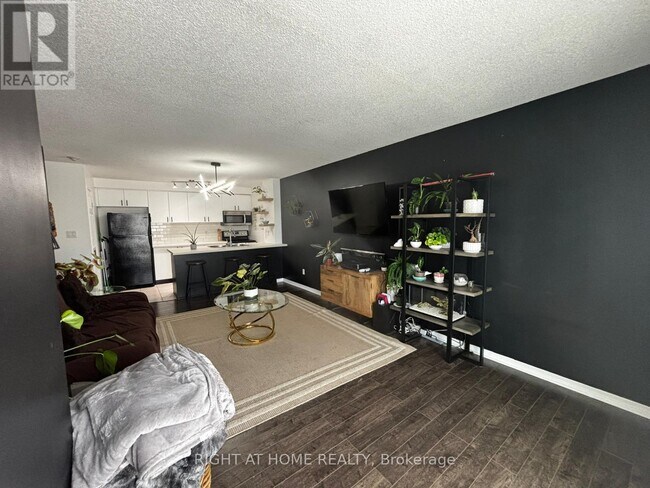 Photo - 91 Aspen Springs Dr Unit 302