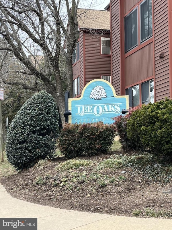 Photo - 2815 Lee Oaks Ct Unit 301