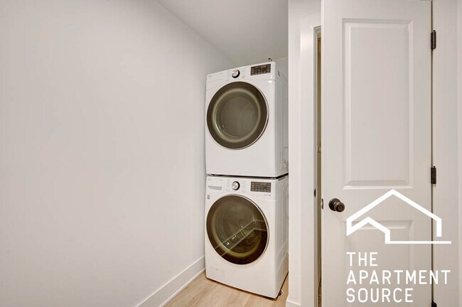 4853 N Seeley Ave Unit 3B