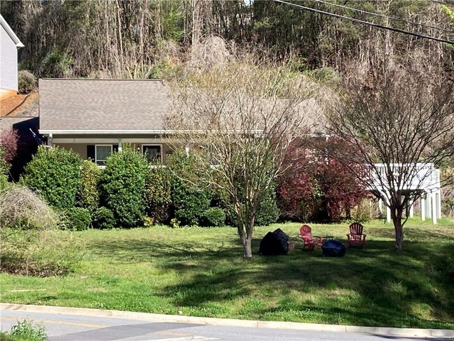 Photo - 22 Oliver Dr House
