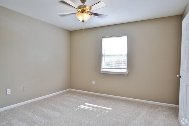 2BR, 2BA