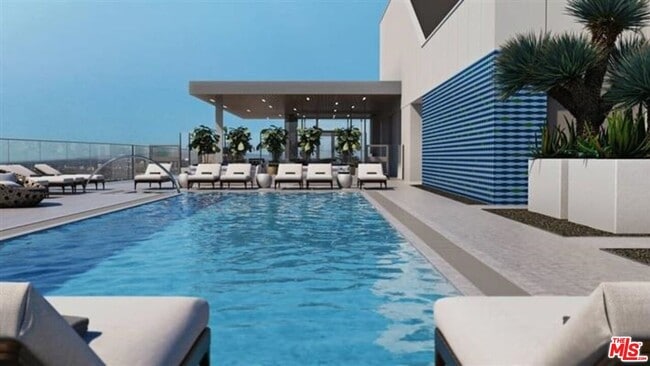 Building Photo - 3033 Wilshire Blvd Unit 703 Rental