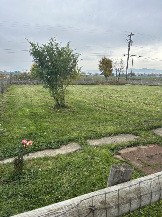 Photo - 11505 Table Rock Rd