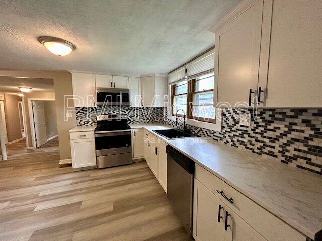 Photo - 1408 Holland St Unit B