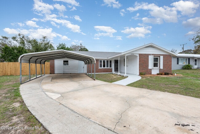 Photo - 1650 Leach Cir