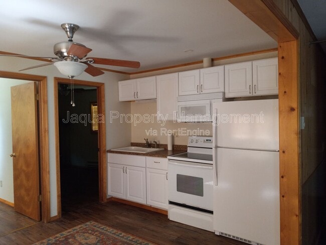 Photo - 44361 66th St