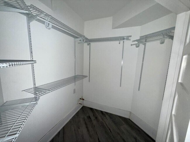 Photo - 2 bedroom in Chicago IL 60610 Unidad 1R