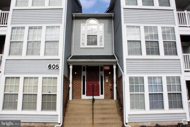 Building Photo - 605 Himes Ave Unit 110 Rental