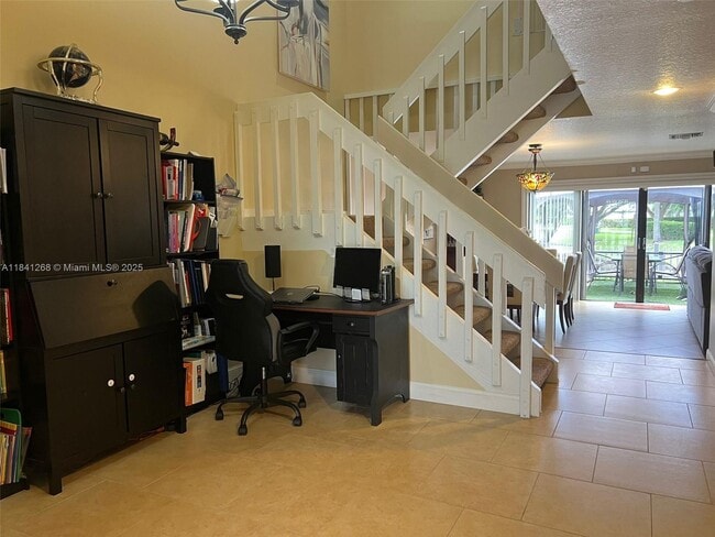 Photo - 9894 Fairway Cove Ln