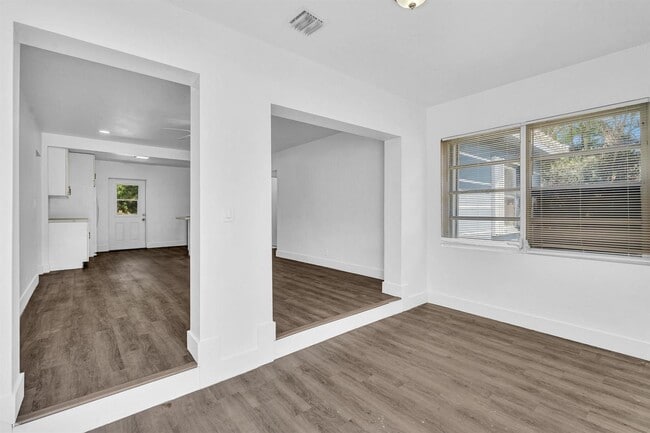 Photo - 1845 Sherman St